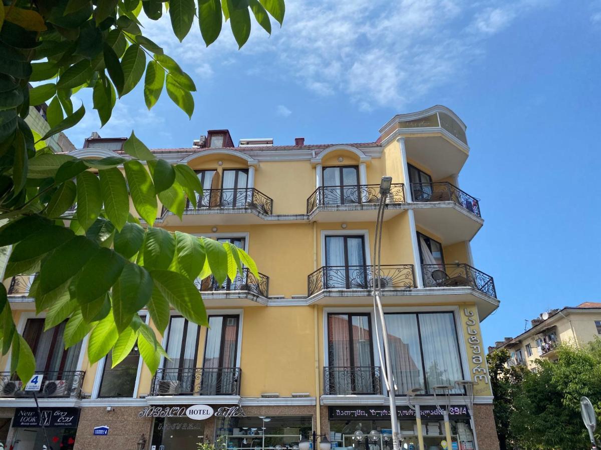 Eiffel Hotel 바투미 외부 사진